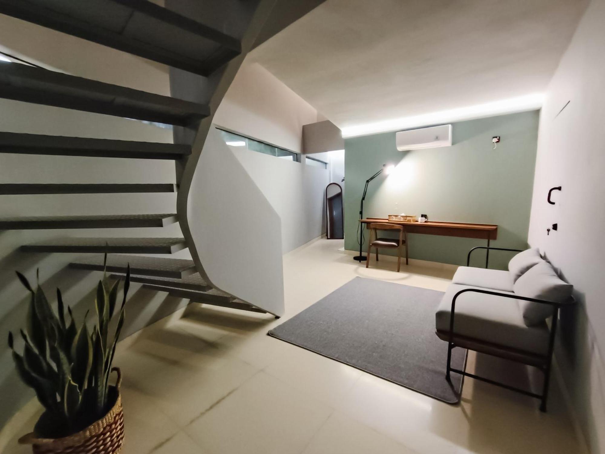 Fx Stay & Coffee Yogyakarta Exterior foto