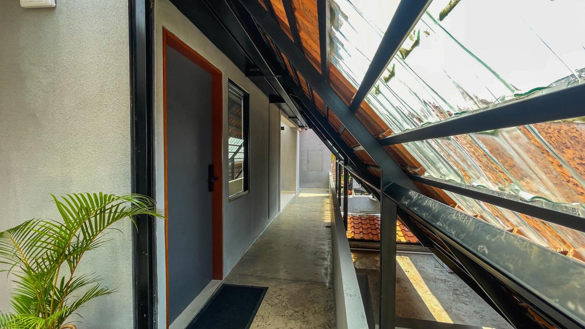 Fx Stay & Coffee Yogyakarta Exterior foto